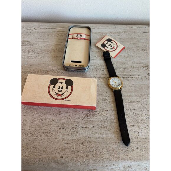 VTG Disney leather watch - Mickey & Pluto main image 6